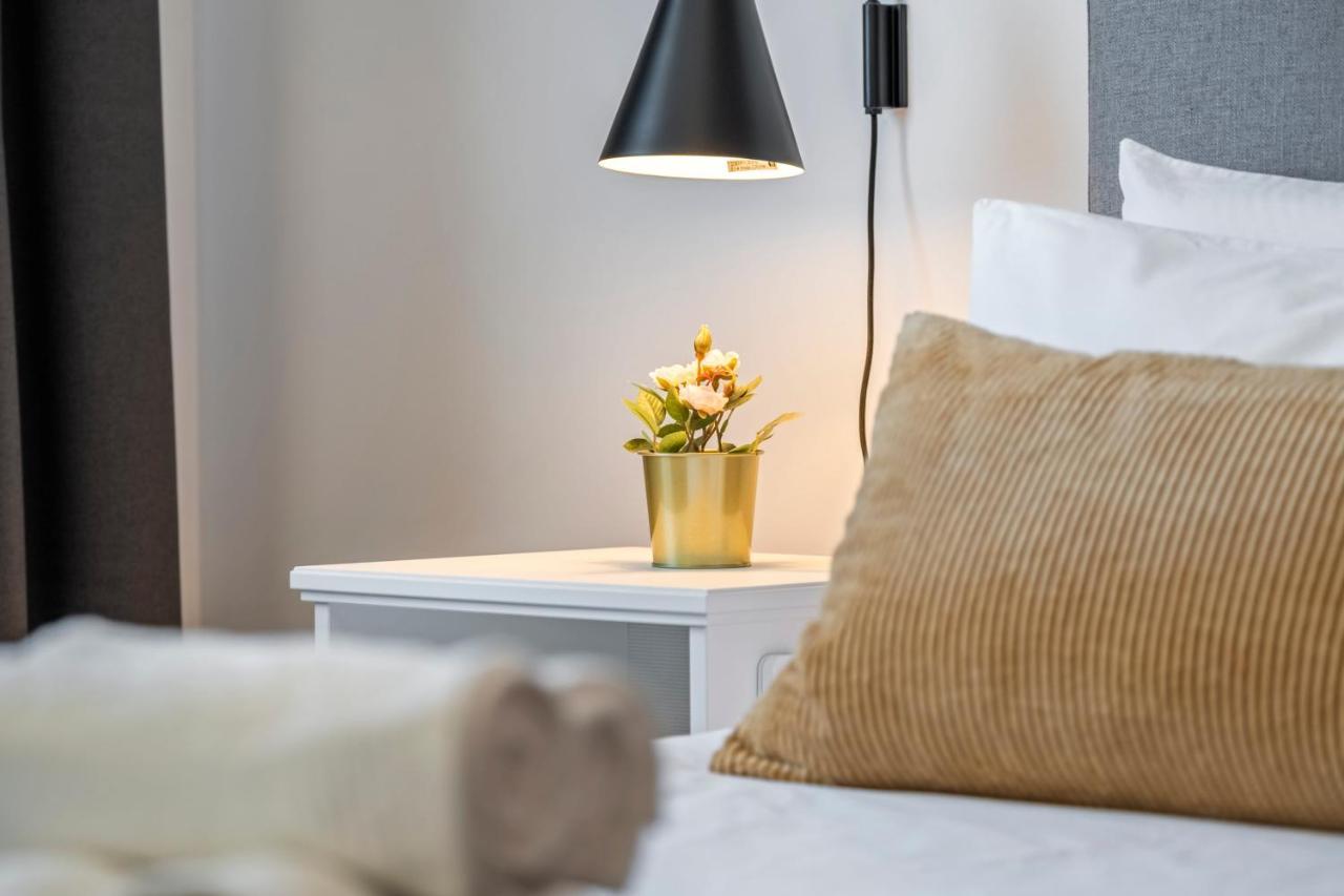 Ficcus Home Caniço Екстериор снимка